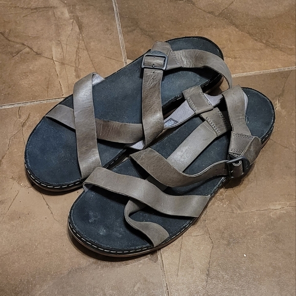 chaco wayfarer rust